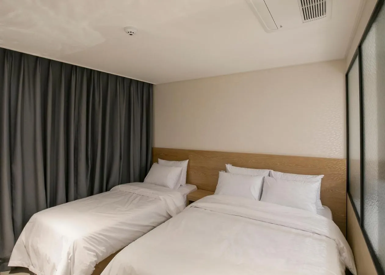 Hotel Wolmido Incheon 2*,  South Korea